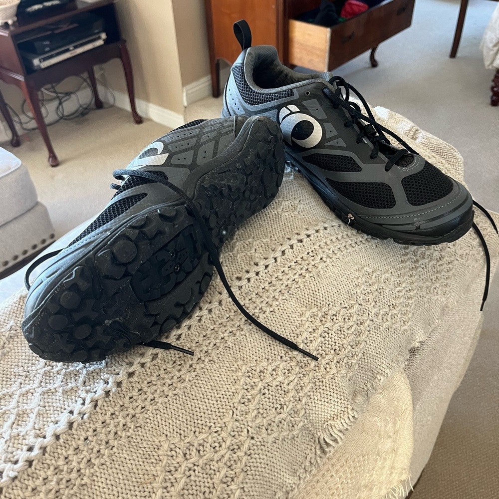 Pearl Izumi X-Alp MTB shoes